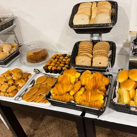 Na Crista Da Onda Pensionat Nazaré