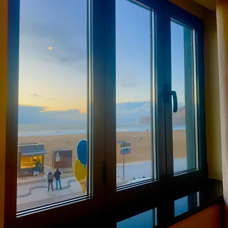 Pensionat Na Crista Da Onda Nazaré